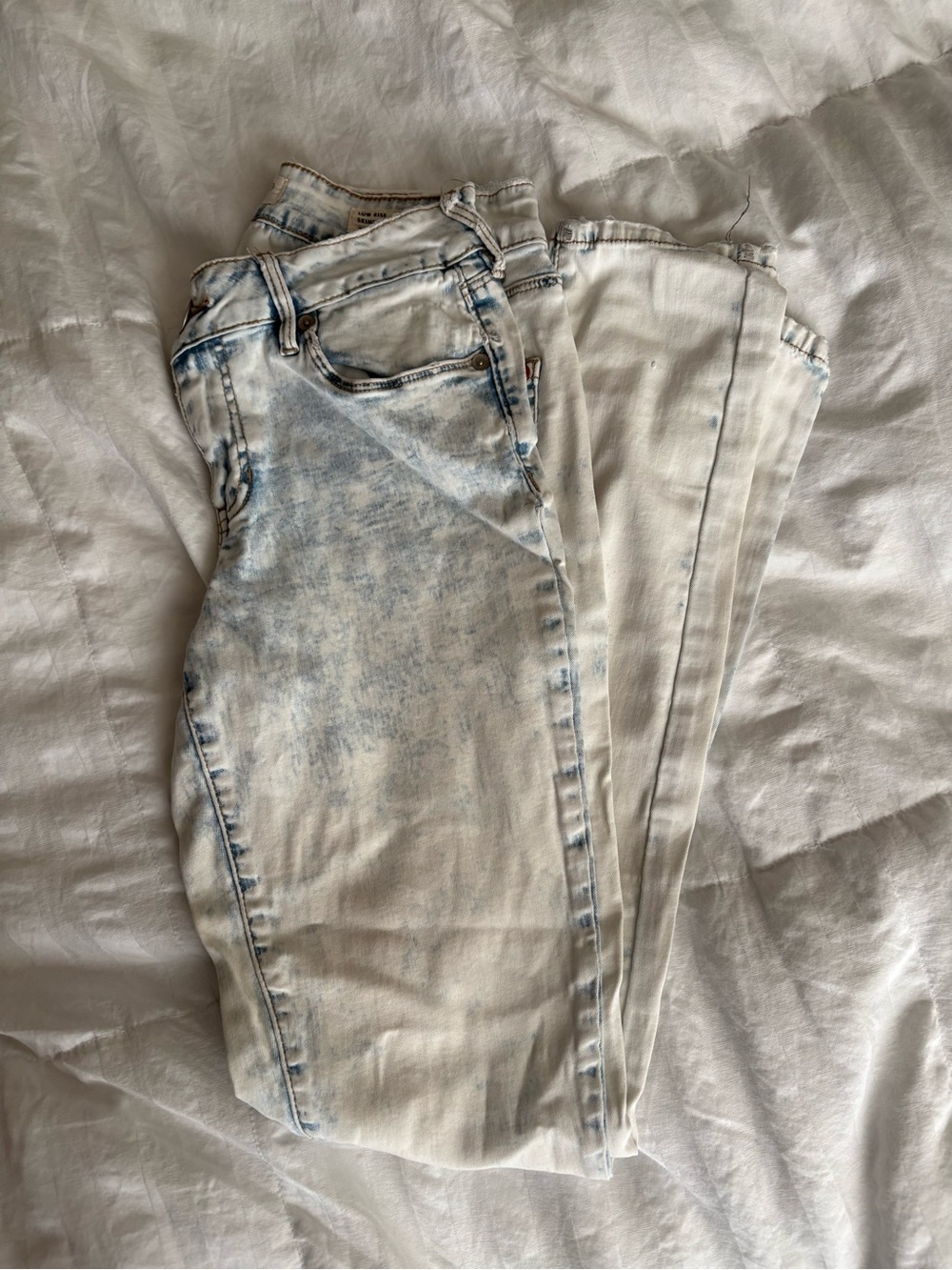 White Pacsun Skinny Jeggings